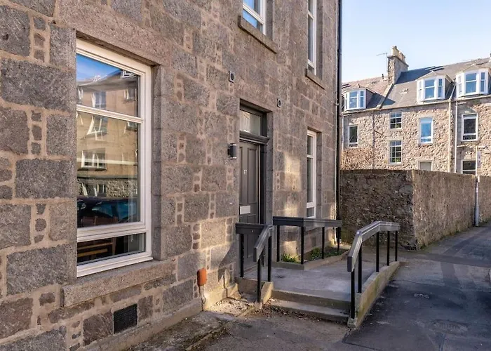 Heart Of Aberdeen * Ground Floor